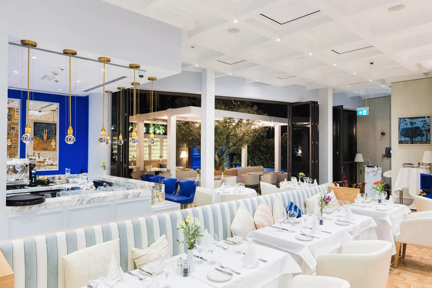 International-Hotel-and-Restaurant